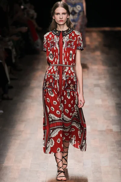 Look 23